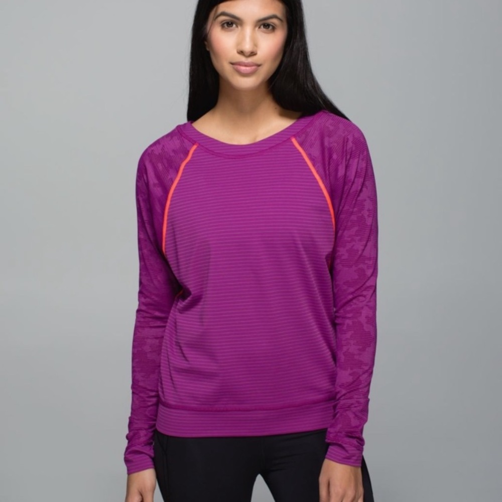 LULULEMON Top